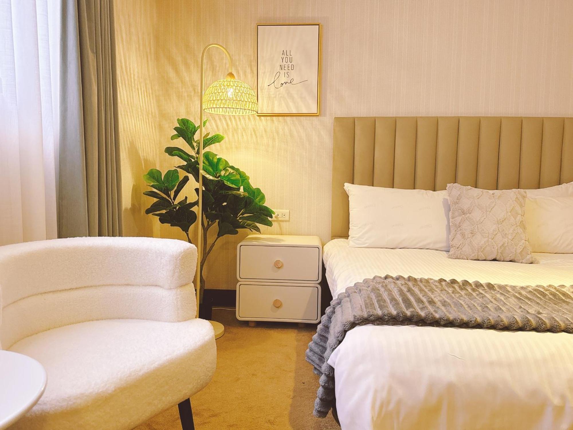Meworld Hotel - Sanchong Taipei Eksteriør bilde